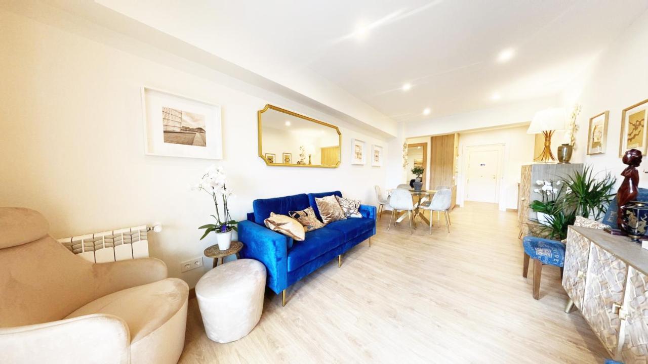 Appartement Paradise Luxurious Flat, Free Parking, 3 Double Rooms, Terrace, Jacuzzi, Fully Renovated *
